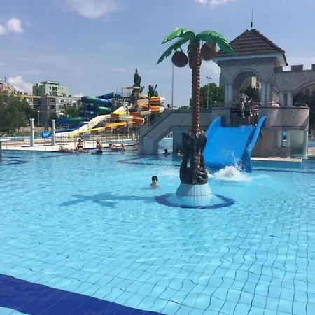 Leo Bungalow דירה